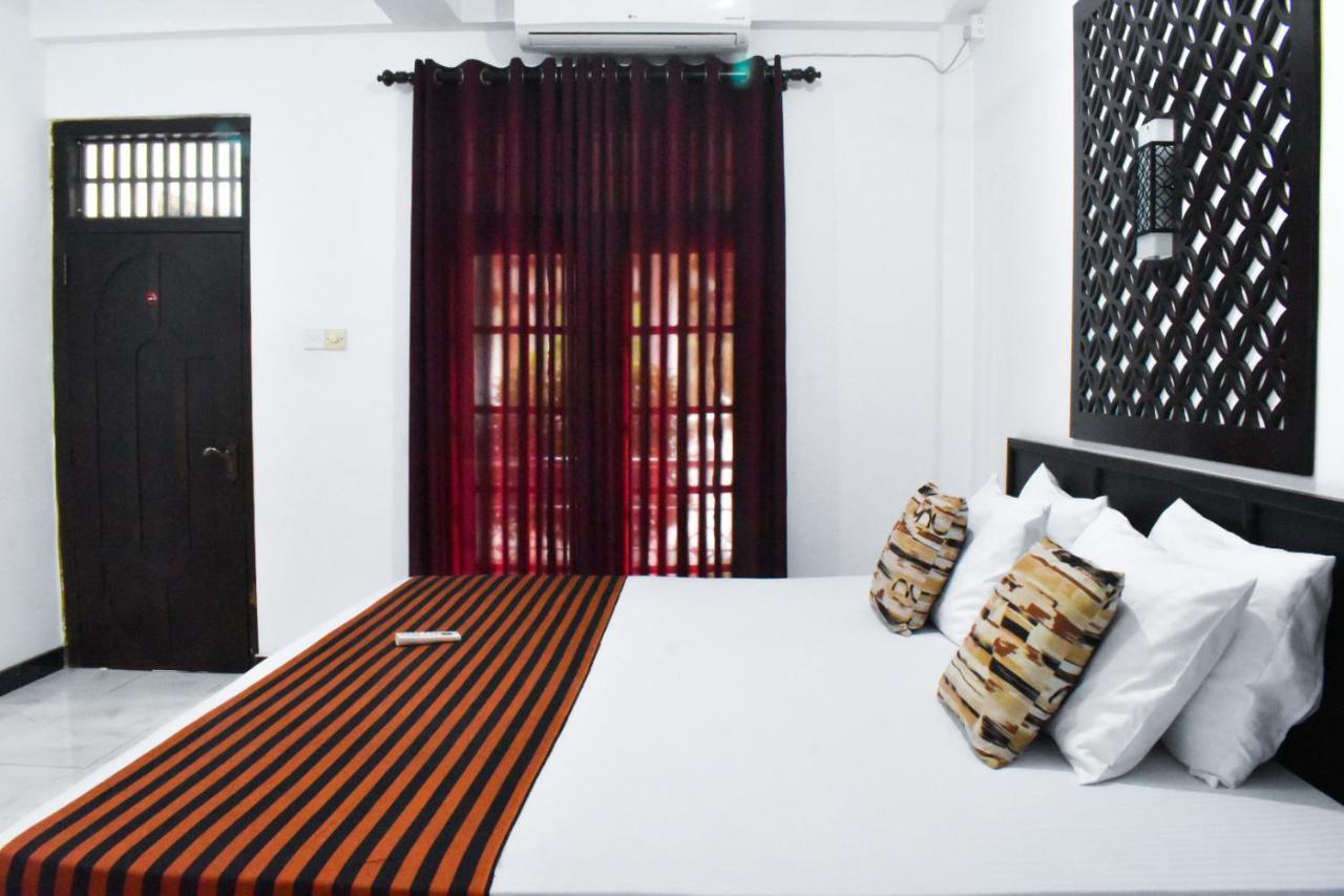 Myr-O Homestay Kombichankulama ภายนอก รูปภาพ