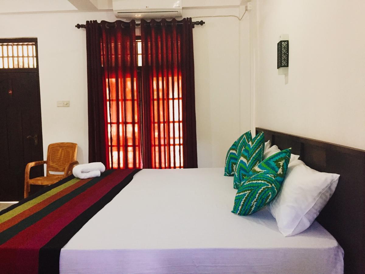 Myr-O Homestay Kombichankulama ภายนอก รูปภาพ