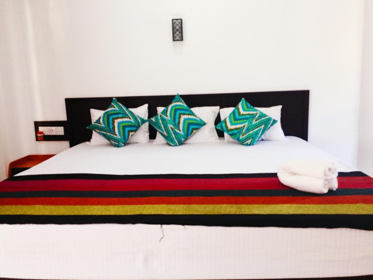 Myr-O Homestay Kombichankulama ภายนอก รูปภาพ