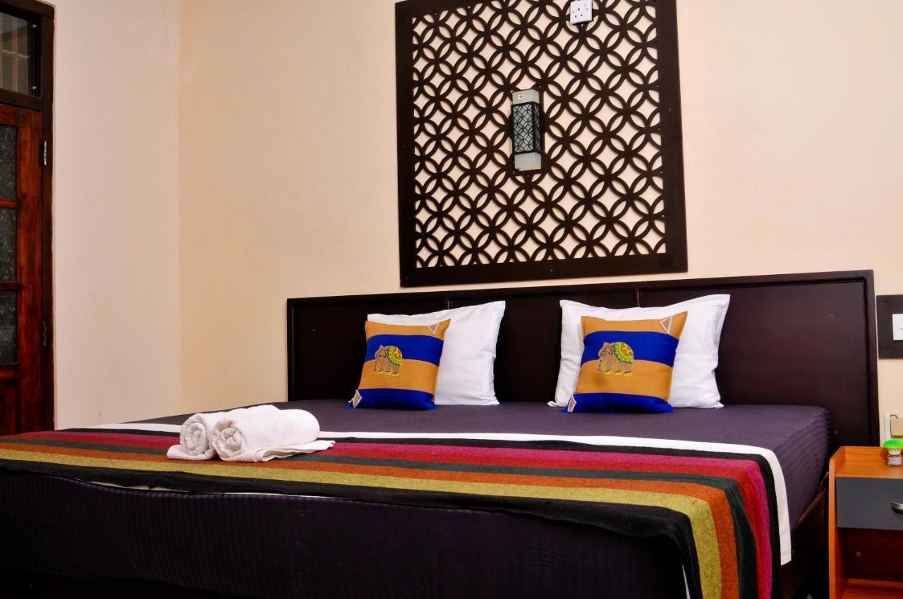 Myr-O Homestay Kombichankulama ภายนอก รูปภาพ