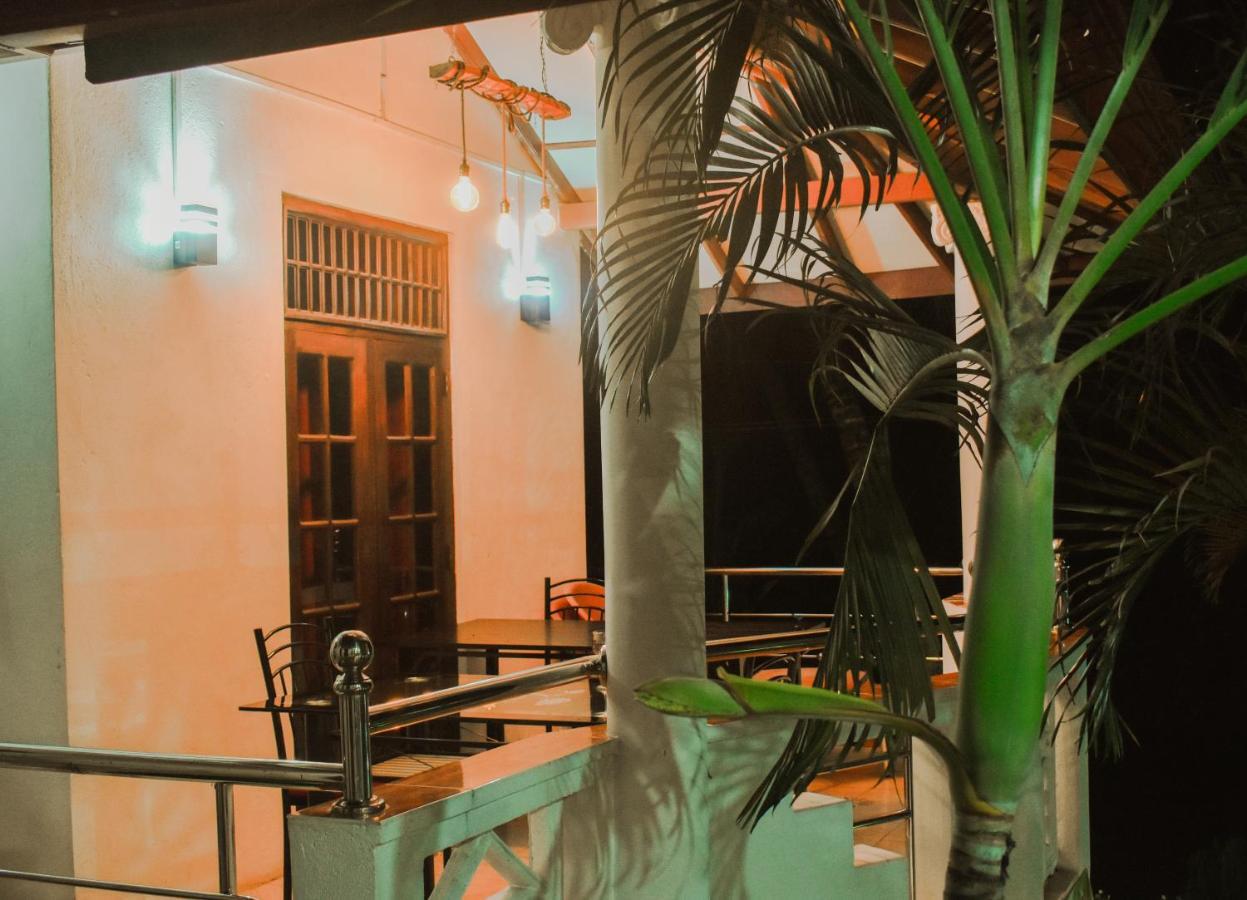 Myr-O Homestay Kombichankulama ภายนอก รูปภาพ